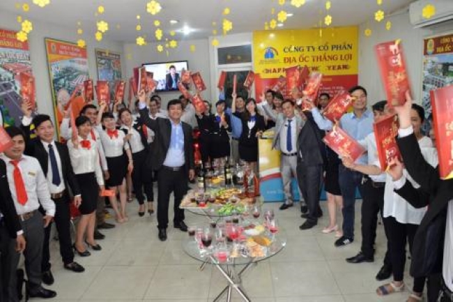 Địa ốc Thắng Lợi tưng bừng khai trương đầu năm