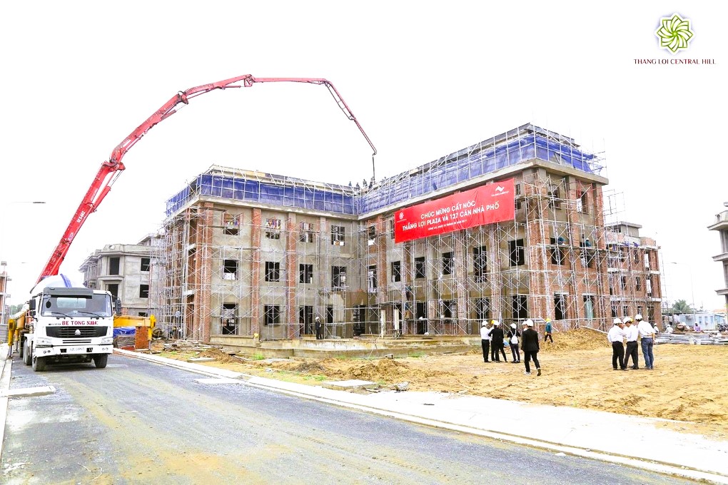 Thắng Lợi Central Hill đã cất nóc Thắng Lợi Plaza và 127 căn nhà phố
