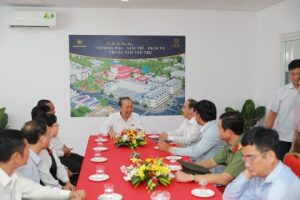 Phó Thủ Tướng Thường trực Chính Phủ - Trương Hòa Bình thăm dự án Trung tâm thương mại Chợ Tân Trụ