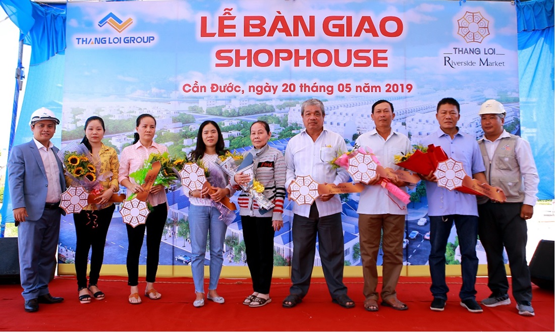 Thang Loi Group ban giao shophouse