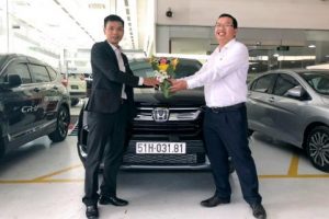 Thắng Lợi Group tặng xe hơi hạng sang cho giám đốc kinh doanh Trần Thuận Hóa